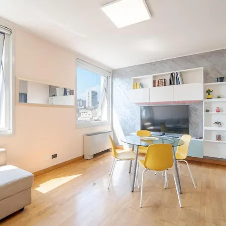 In With Wifi Apartment *